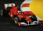 开云官网-雷诺车队翻盘法拉利，阿隆索关键制胜的简单介绍