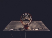 开云体育-上海队轻取新疆队，恩比德状态火热