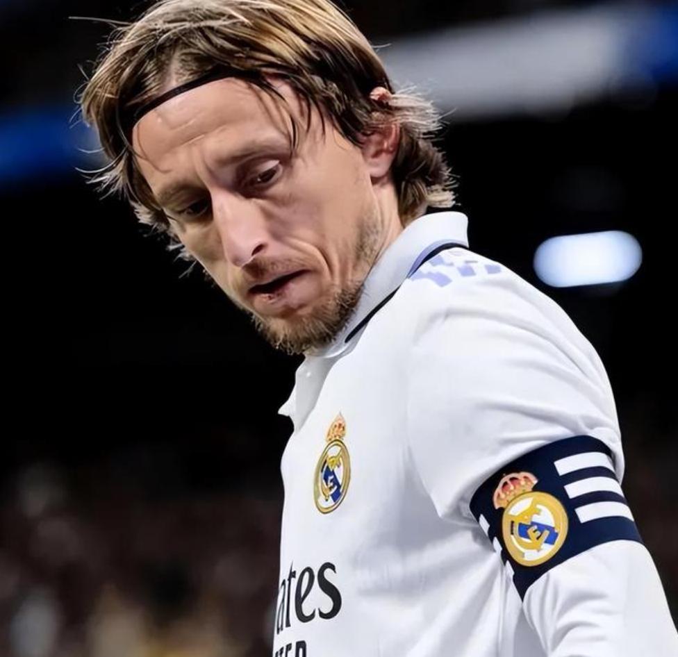 包含曼城鏖战切尔西，莫德里奇绝境逆转的词条