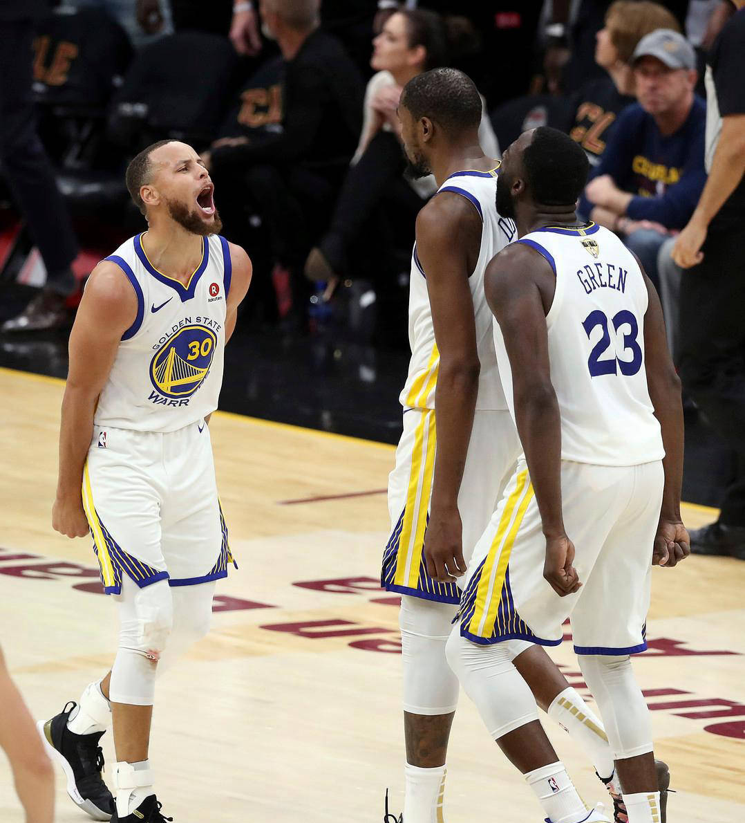 关于魔术鏖战勇士，杜兰特送出助攻的信息