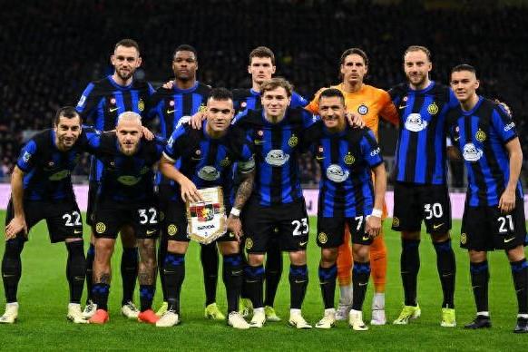 包含火热比赛中的球队实力对抗，令人期待的词条