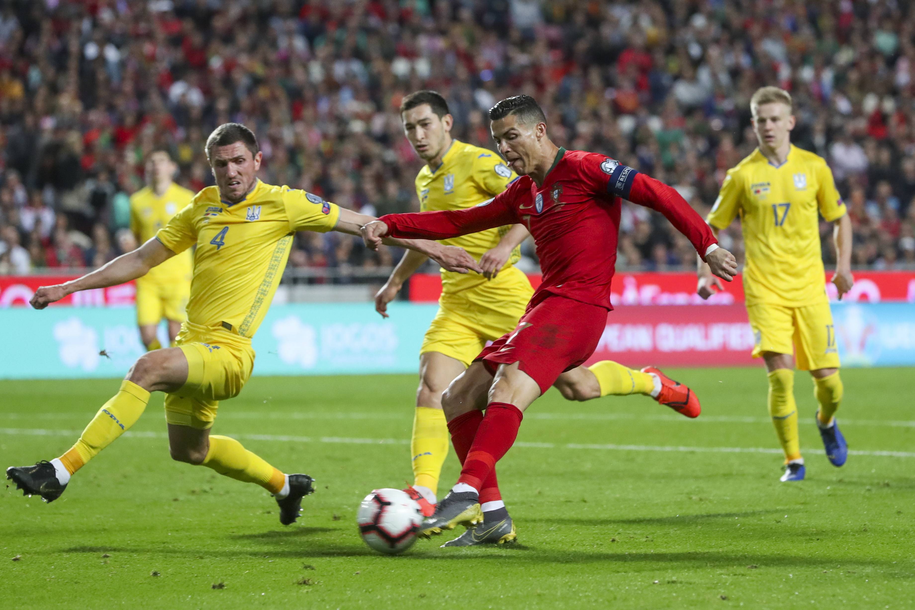 乌克兰队在主场逼平法国队，展现顶级实力的简单介绍