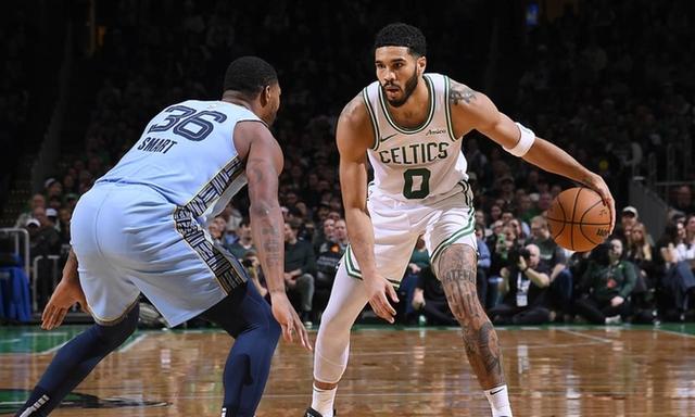 格林砍下全场最高26分，灰熊客场击败马刺的简单介绍