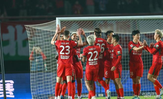 关于一场无声的胜利，球队在艰难逆转中掌握胜利的信息