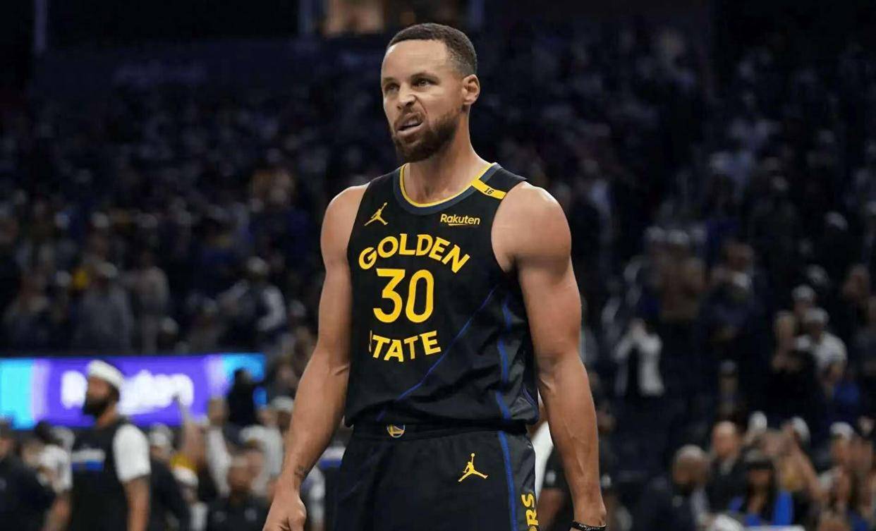 关于国王碾压希腊男篮，库里打破历史纪录的信息