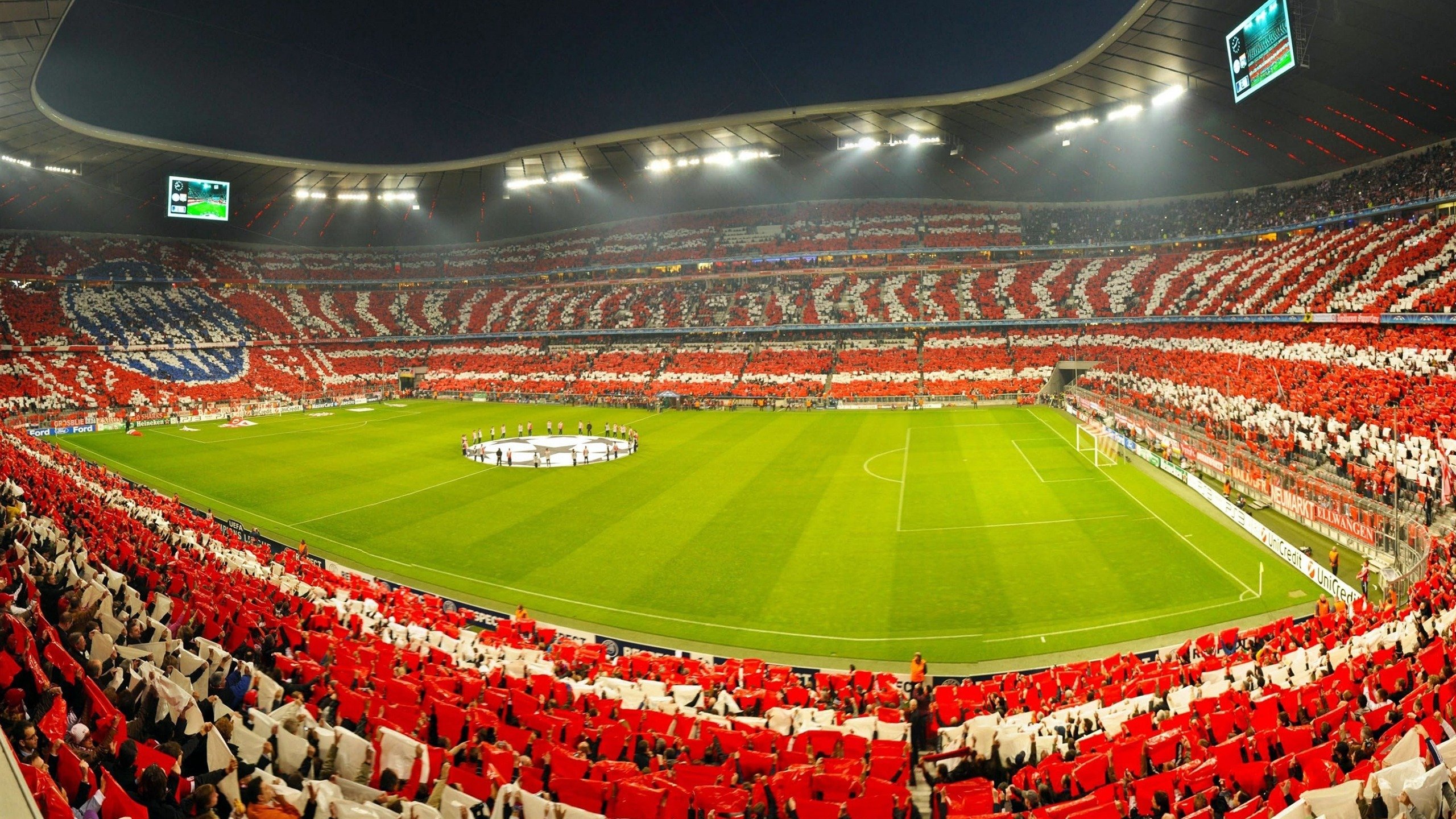 安达卢西亚的黄昏，当萨拉赫的烈焰照亮塞维利亚压哨的刀锋