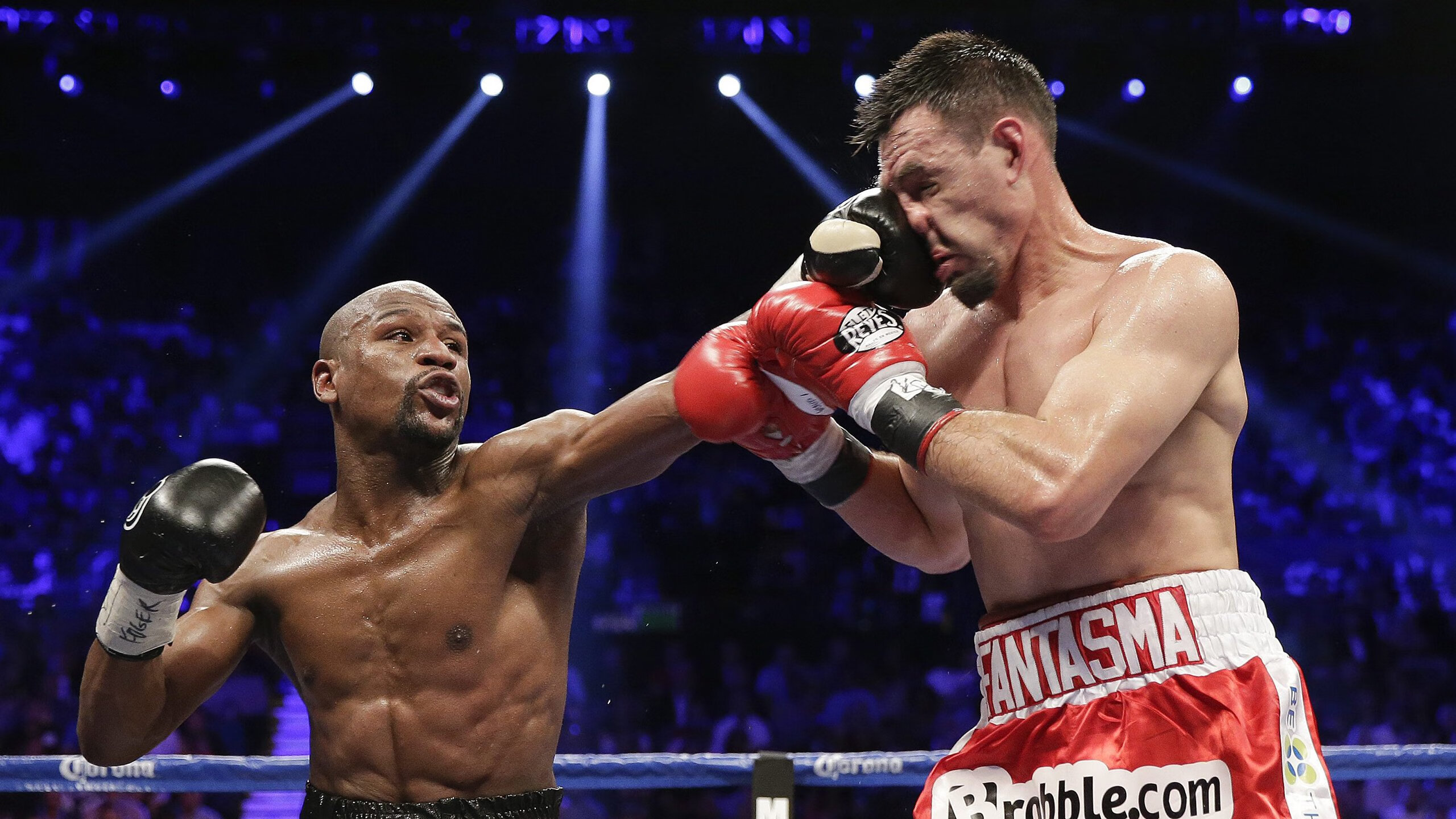 从美加墨世界杯焦点战到凯尔特人冲垮上海队，体育全球化浪潮下的碰撞与启示